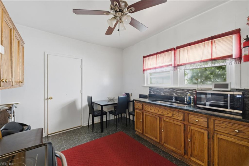 Photo 18 of 25 residential for sale in Norfolk virginia