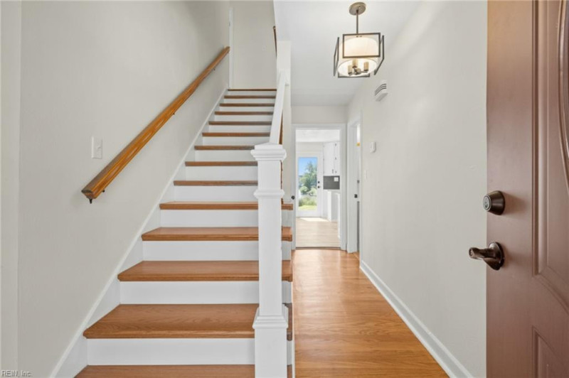 Photo 5 of 30 residential for sale in Norfolk virginia