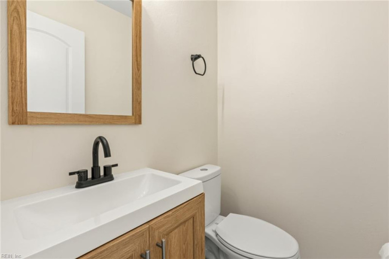 Photo 6 of 30 residential for sale in Norfolk virginia