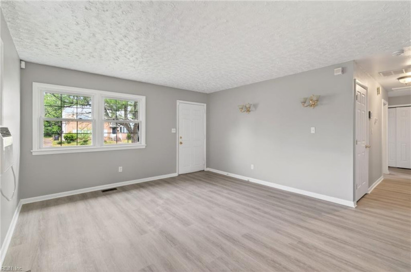 Photo 14 of 19 residential for sale in Hampton virginia