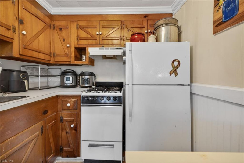 Photo 33 of 46 residential for sale in Chesapeake virginia