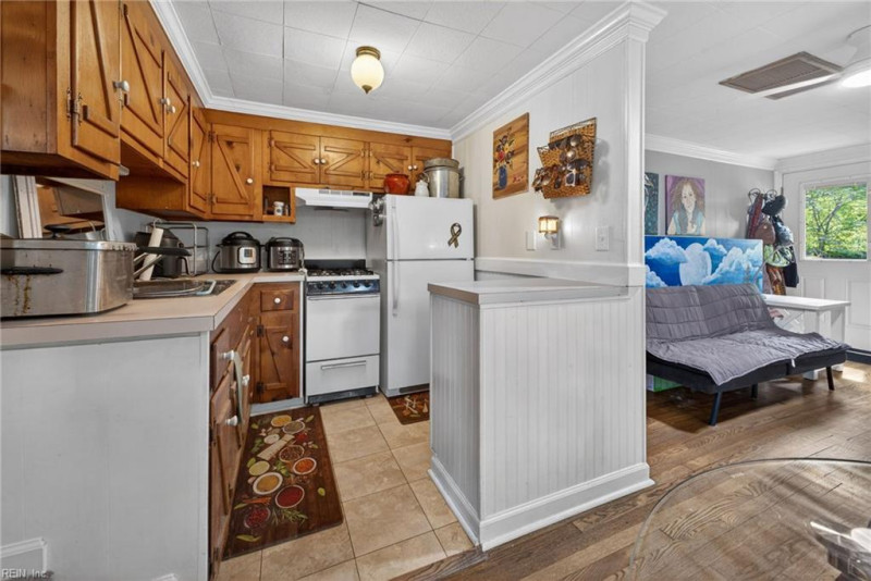 Photo 34 of 46 residential for sale in Chesapeake virginia
