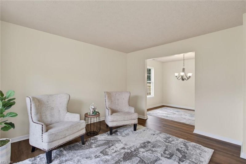 Photo 4 of 34 residential for sale in Newport News virginia