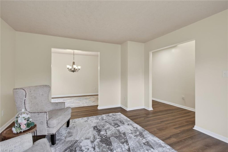 Photo 5 of 34 residential for sale in Newport News virginia