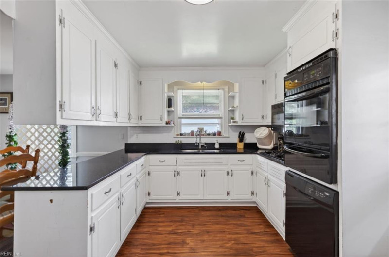 Photo 1 of 17 residential for sale in Portsmouth virginia Photo 1 of 17 residential for sale in Portsmouth virginia