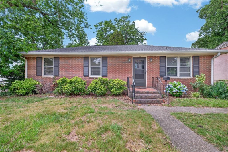 Photo 2 of 17 residential for sale in Portsmouth virginia Photo 2 of 17 residential for sale in Portsmouth virginia