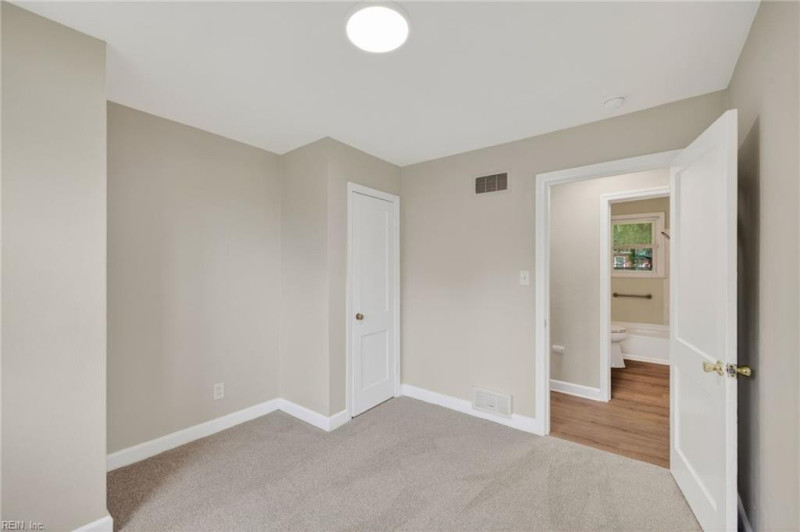 Photo 11 of 24 residential for sale in Norfolk virginia