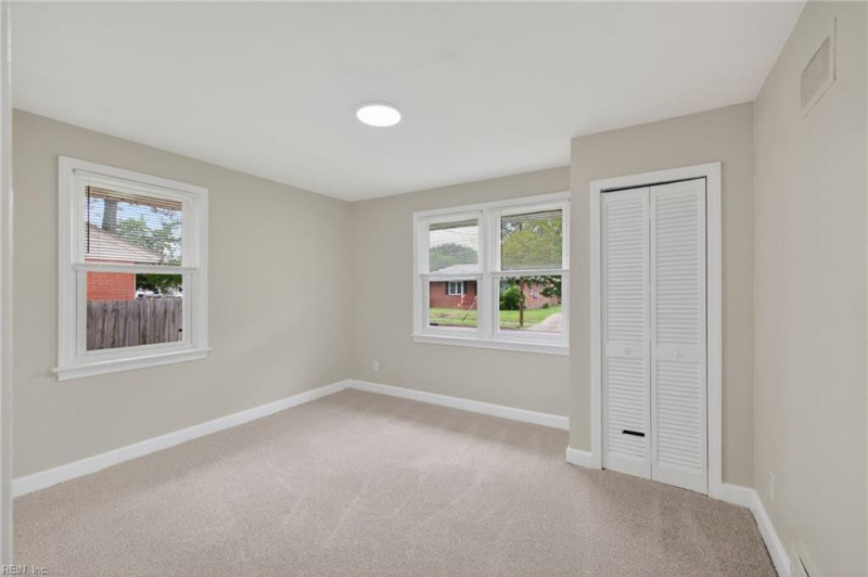 Photo 12 of 24 residential for sale in Norfolk virginia