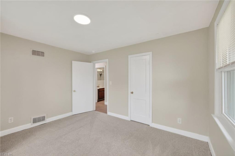 Photo 13 of 24 residential for sale in Norfolk virginia
