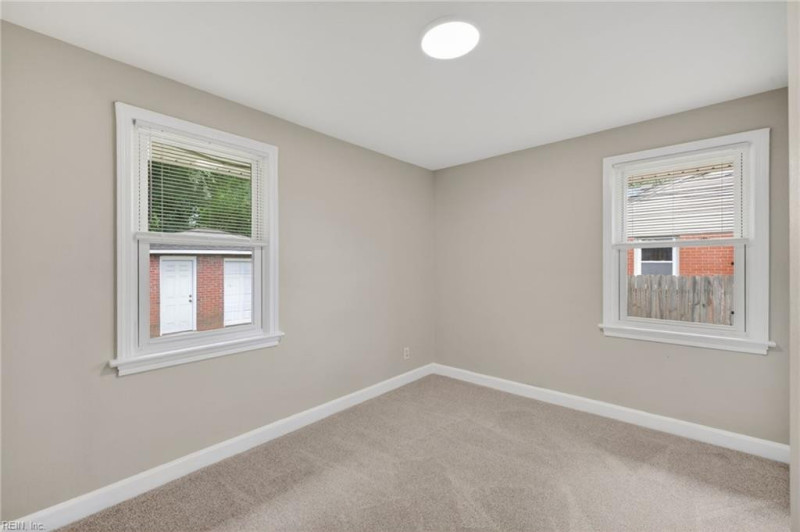 Photo 14 of 24 residential for sale in Norfolk virginia