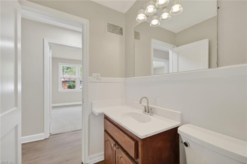 Photo 17 of 24 residential for sale in Norfolk virginia