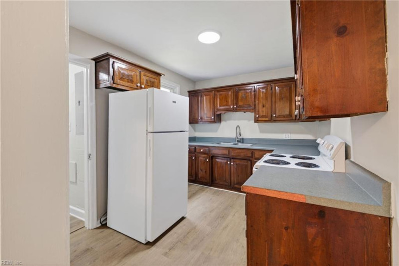 Photo 7 of 24 residential for sale in Norfolk virginia