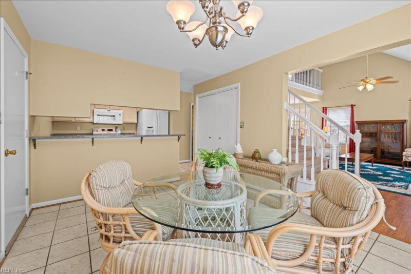 Photo 13 of 42 residential for sale in Chesapeake virginia