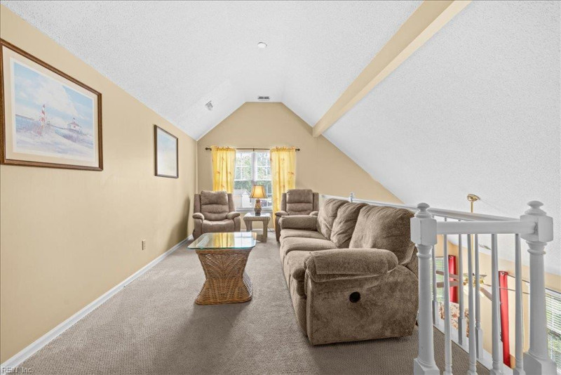 Photo 20 of 42 residential for sale in Chesapeake virginia
