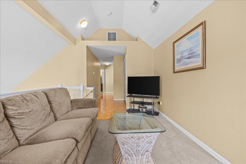 Photo 22 of 42 residential for sale in Chesapeake virginia