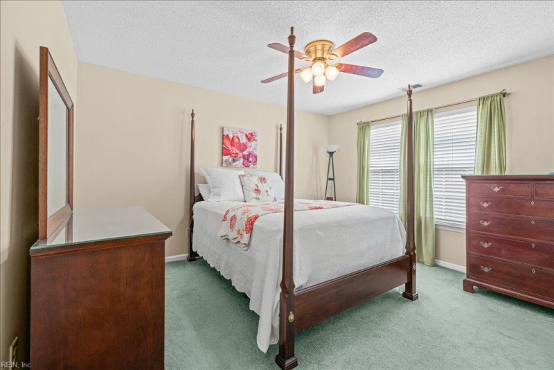 Photo 24 of 42 residential for sale in Chesapeake virginia
