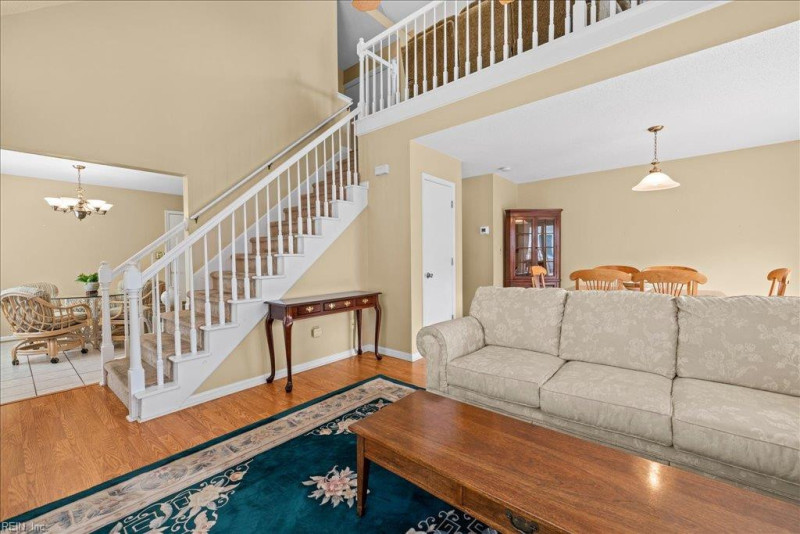 Photo 6 of 42 residential for sale in Chesapeake virginia