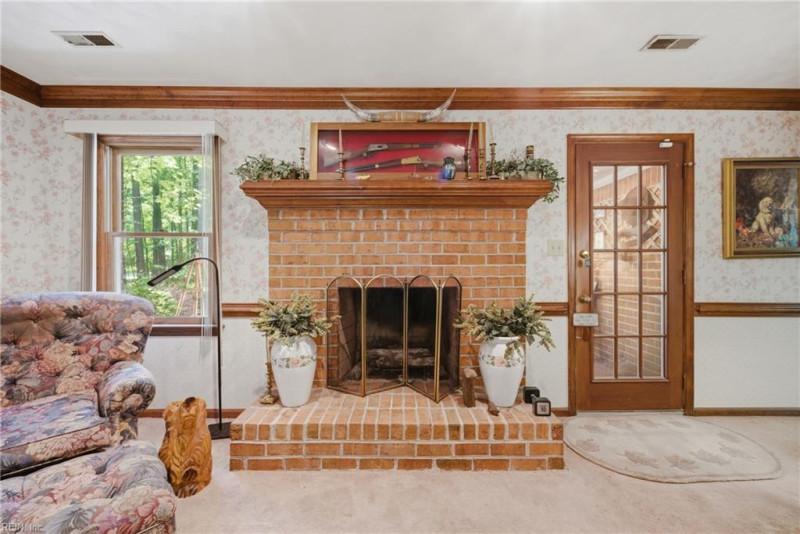 Photo 9 of 27 residential for sale in Chesapeake virginia Photo 9 of 27 residential for sale in Chesapeake virginia