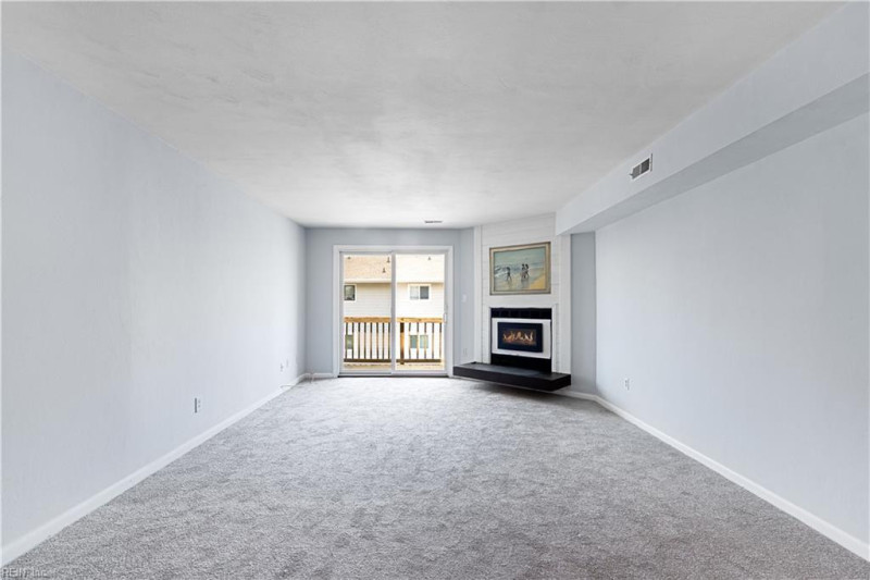 Photo 10 of 36 residential for sale in Norfolk virginia