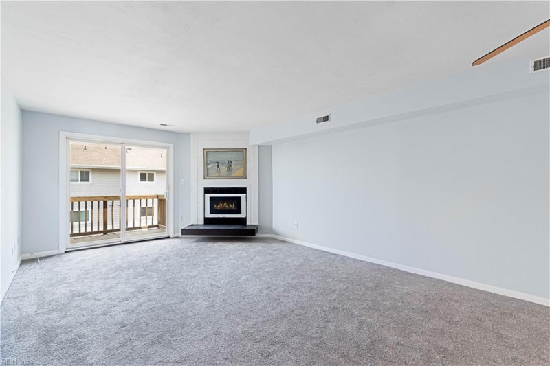 Photo 11 of 36 residential for sale in Norfolk virginia