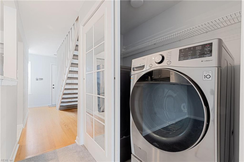 Photo 18 of 36 residential for sale in Norfolk virginia