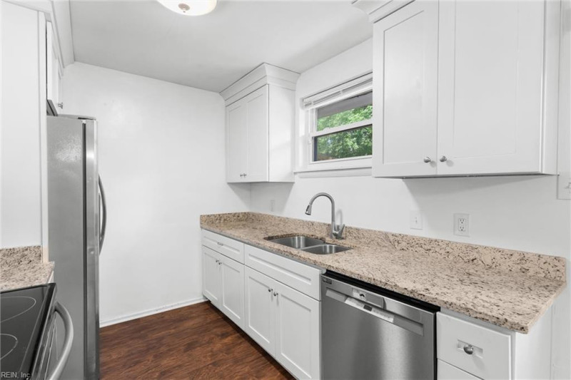 Photo 10 of 24 residential for sale in Norfolk virginia