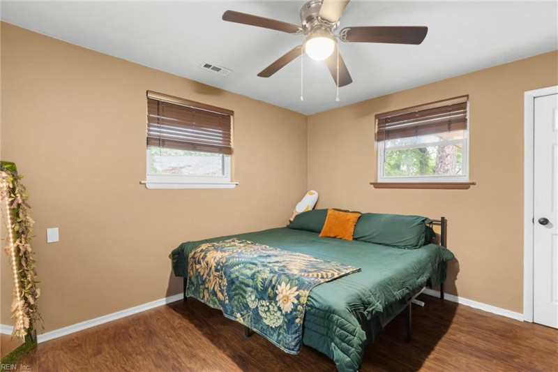 Photo 11 of 24 residential for sale in Norfolk virginia