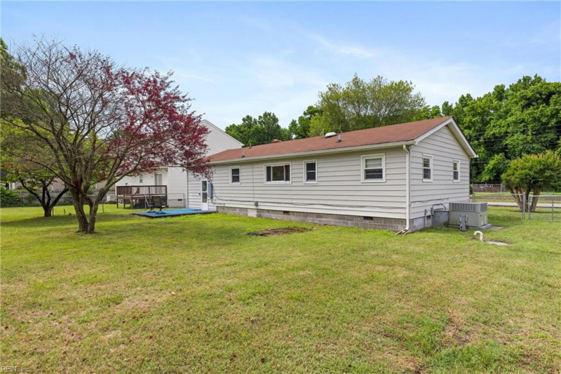 Photo 20 of 21 residential for sale in Hampton virginia