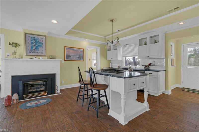 Photo 11 of 50 residential for sale in Mathews County virginia