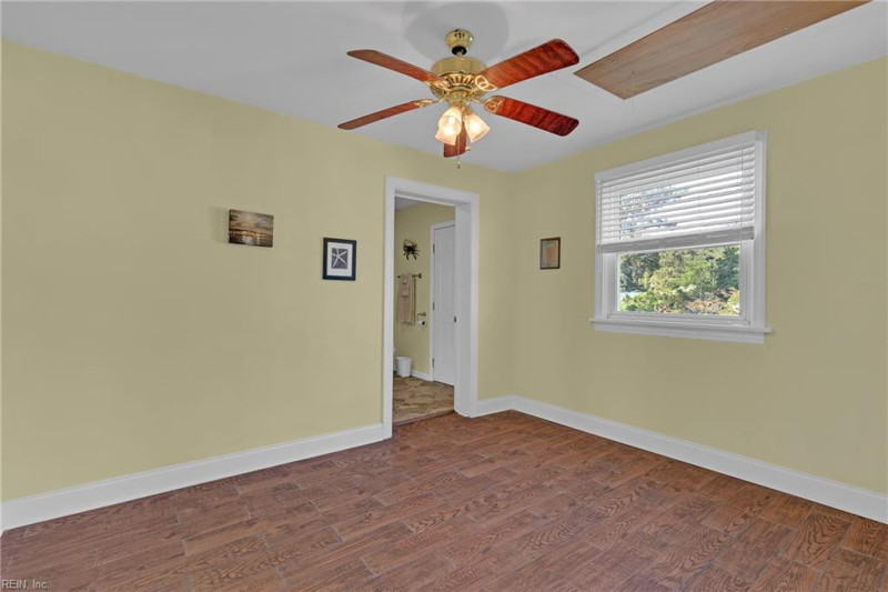 Photo 21 of 50 residential for sale in Mathews County virginia