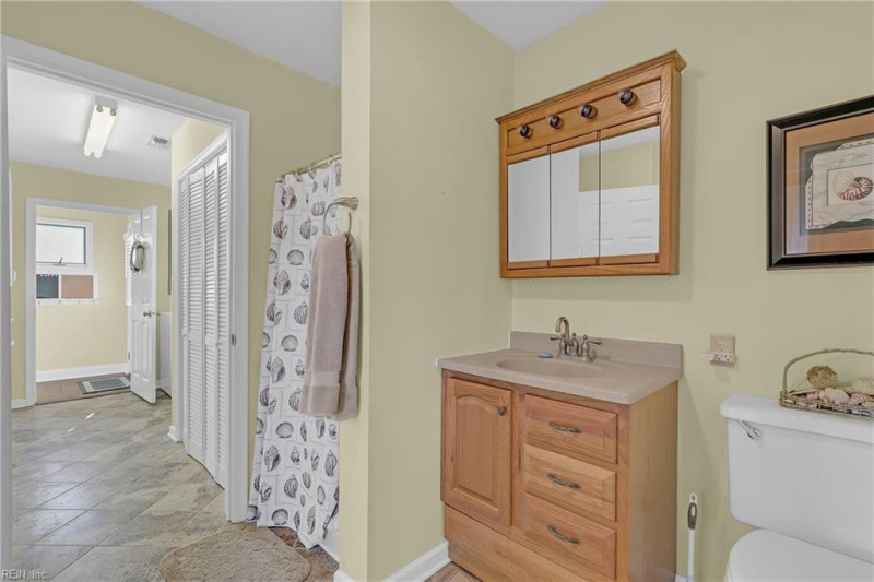 Photo 23 of 50 residential for sale in Mathews County virginia
