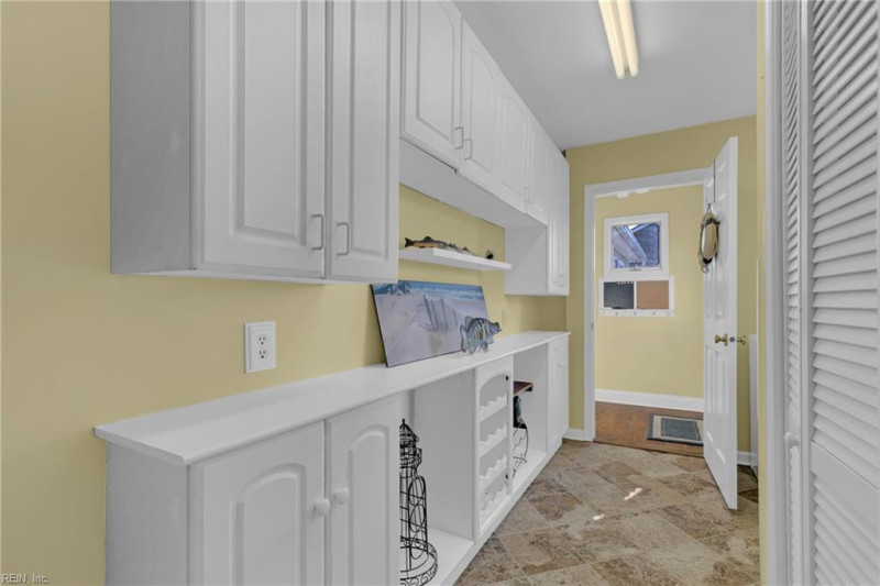Photo 26 of 50 residential for sale in Mathews County virginia