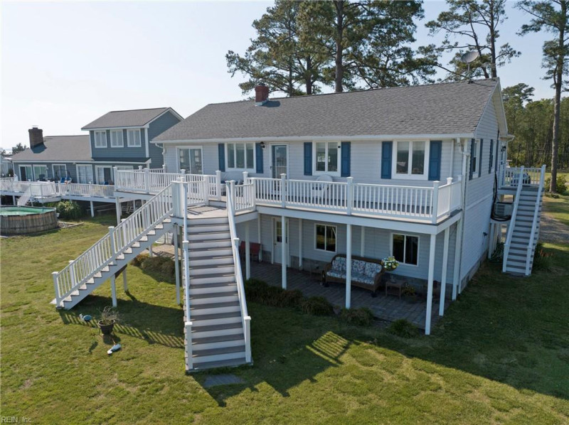 Photo 28 of 50 residential for sale in Mathews County virginia
