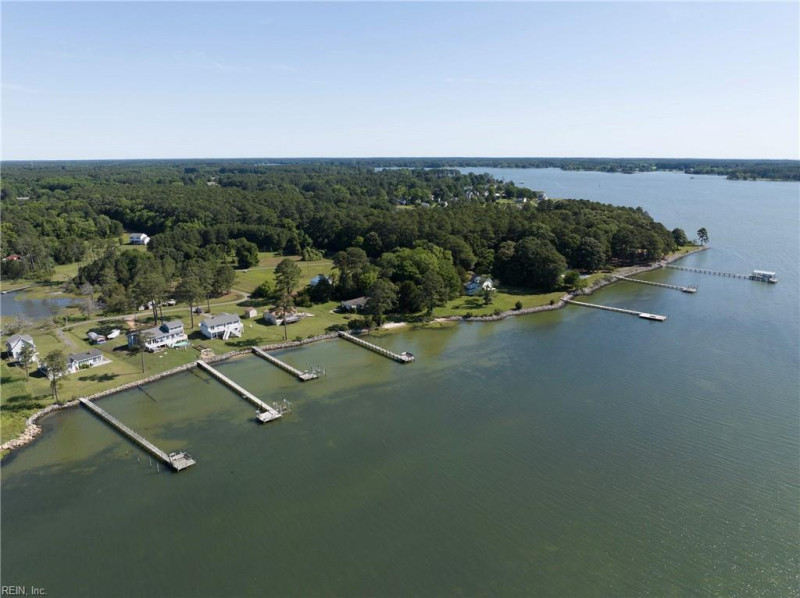 Photo 43 of 50 residential for sale in Mathews County virginia