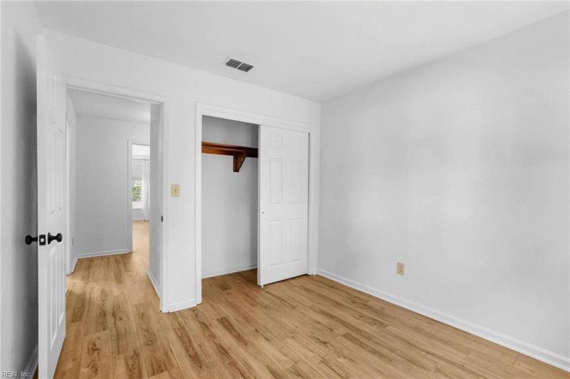 Photo 27 of 36 residential for sale in Virginia Beach virginia