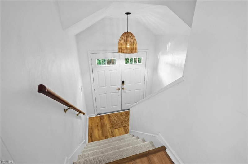 Photo 3 of 36 residential for sale in Virginia Beach virginia