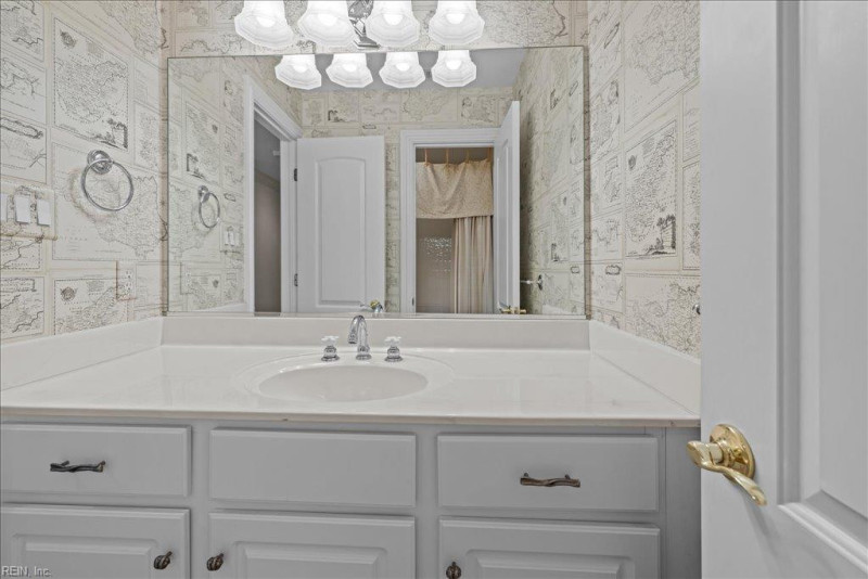 Photo 44 of 50 residential for sale in Chesapeake virginia