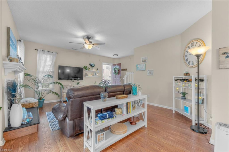 Photo 10 of 27 residential for sale in Virginia Beach virginia