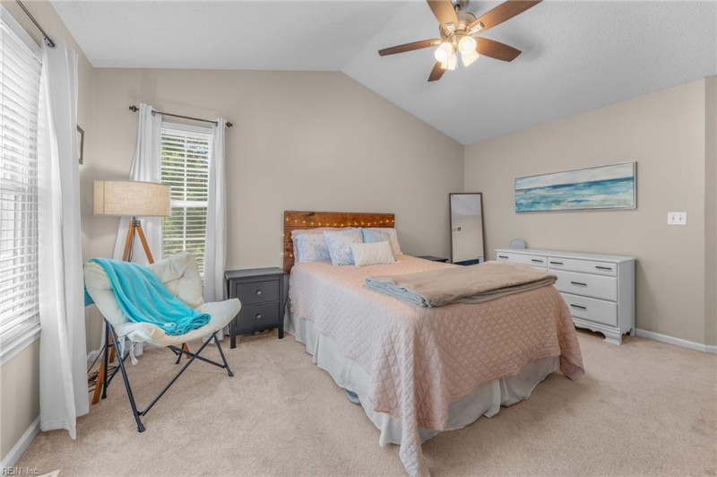 Photo 14 of 27 residential for sale in Virginia Beach virginia