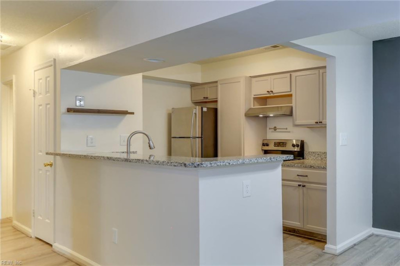 Photo 15 of 20 residential for sale in Virginia Beach virginia