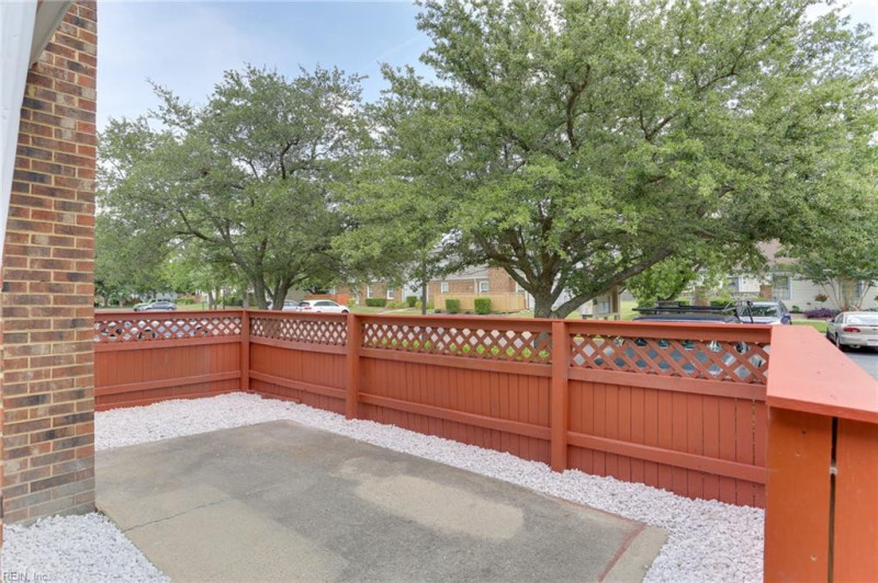 Photo 4 of 20 residential for sale in Virginia Beach virginia