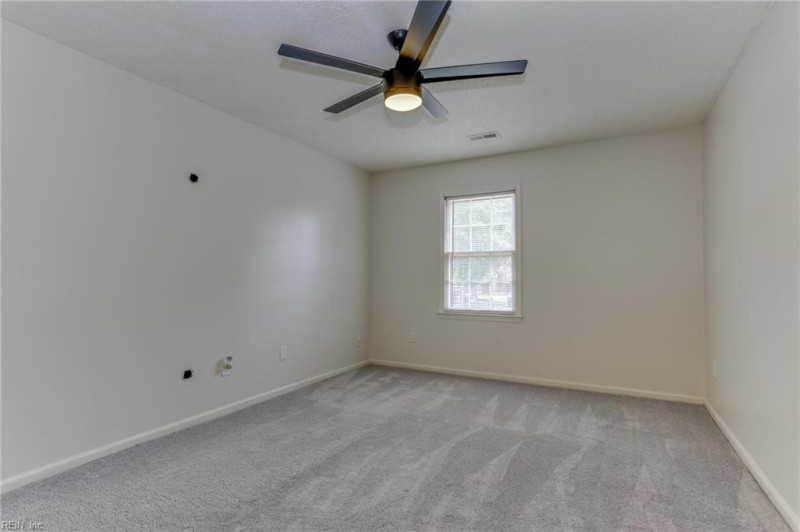 Photo 9 of 20 residential for sale in Virginia Beach virginia