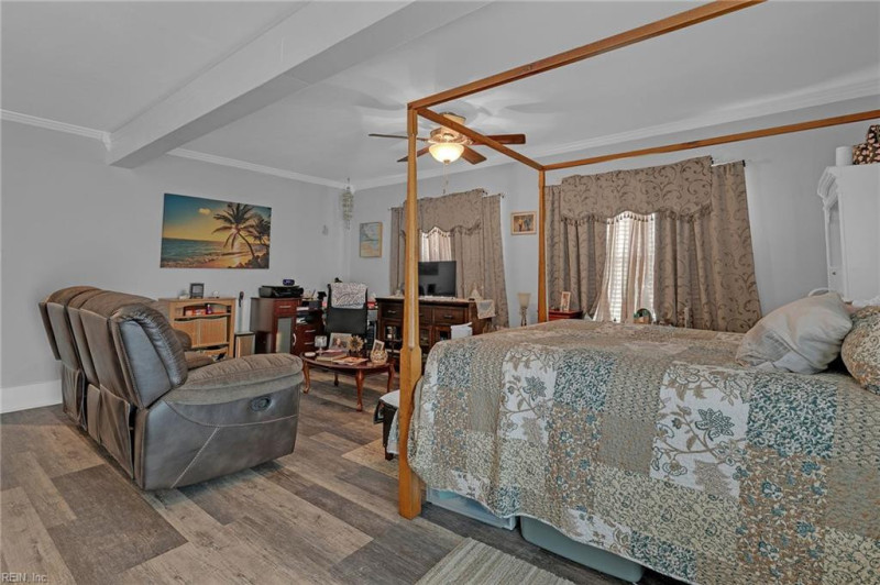 Photo 20 of 46 residential for sale in Gloucester County virginia