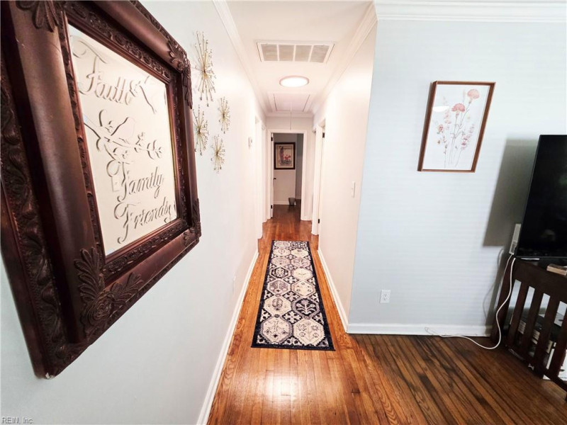 Photo 8 of 13 residential for sale in Hampton virginia