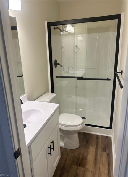 Photo 11 of 17 residential for sale in Norfolk virginia