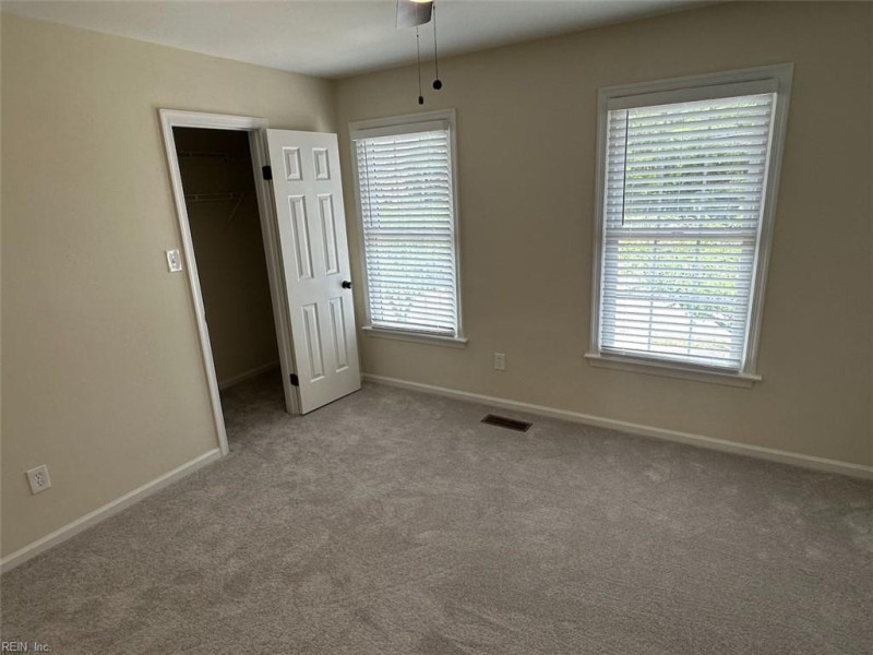 Photo 13 of 17 residential for sale in Norfolk virginia