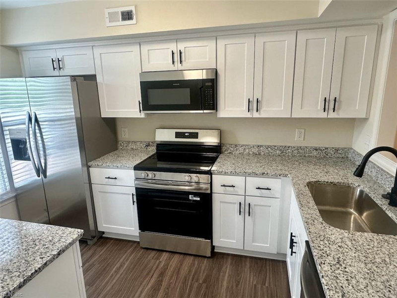 Photo 2 of 17 residential for sale in Norfolk virginia