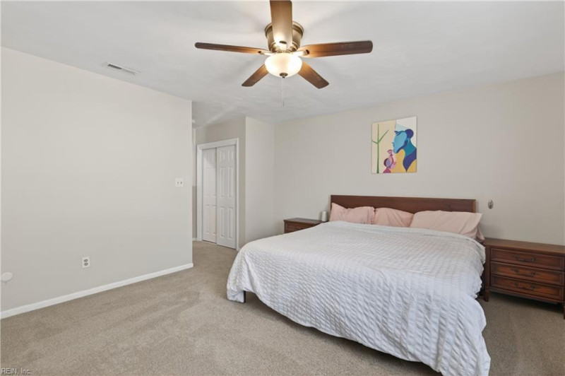 Photo 15 of 32 residential for sale in Virginia Beach virginia