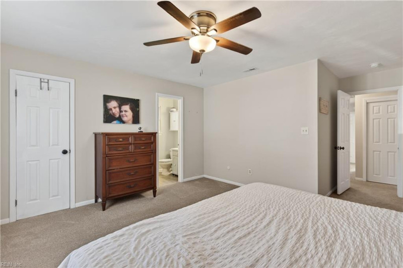 Photo 16 of 32 residential for sale in Virginia Beach virginia
