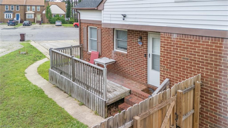 Photo 3 of 25 residential for sale in Chesapeake virginia Photo 3 of 25 residential for sale in Chesapeake virginia